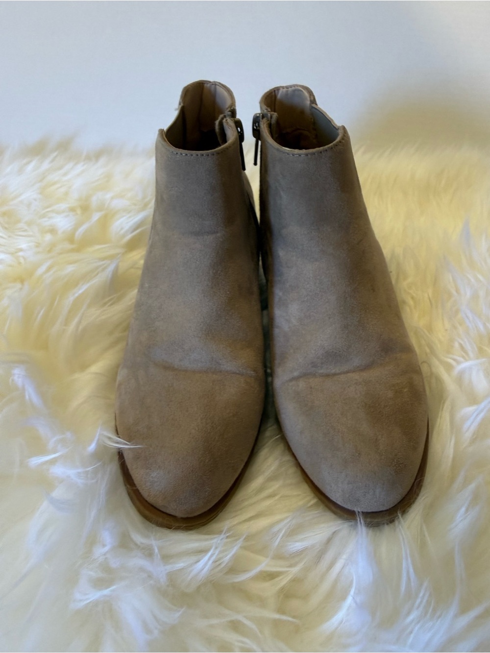 Treasure & Bond Kids Suede Ankle Boots in Taupe